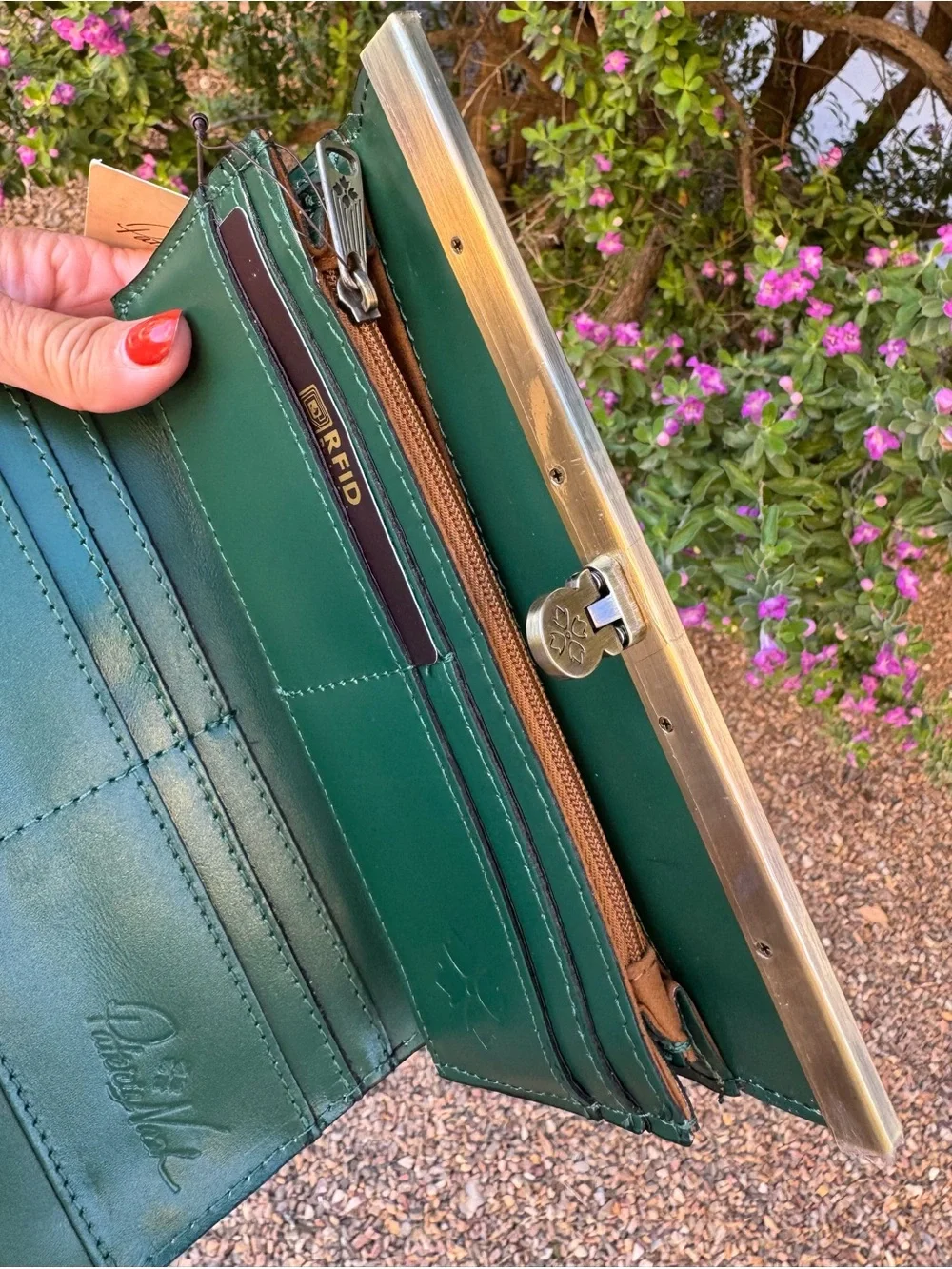NWT Patricia Nash Emerald Green Floral Embossed Leather Cauchy Wallet